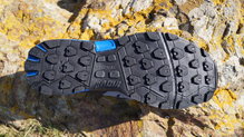 Inov-8 Roclite G 275