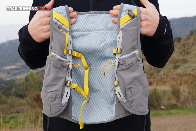 Mountain Hardwear Race Vest Pack TRAILRUNNINGReview