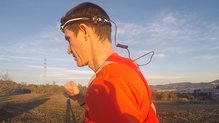 Silva Trail Runner 3 Ultra: El cable extensor con muelle ayuda a mejorar la sujecin